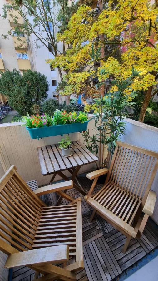 Schwabing Studio With Garden Views München Exteriör bild